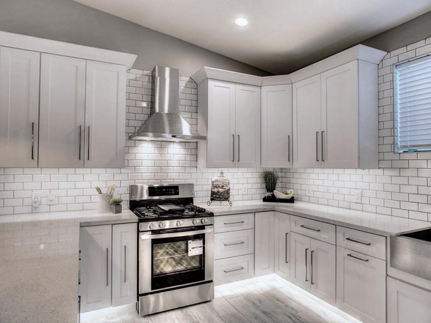 <h2>Kitchen Cabinets</h2>
